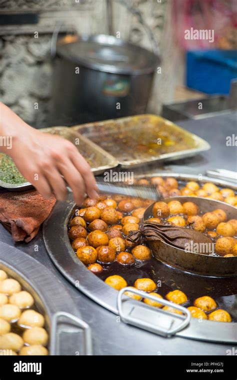 Fried Sweet Potato Balls Night Market Taipei Taiwan Stock Photo Alamy