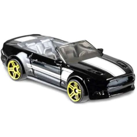 Hot Wheels Muscle Mania 2015 Ford Mustang GT Convertible Universo Hot Wheels