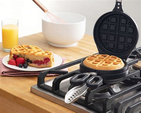 Amazon: Presto Belgian Style Stuffed Waffle Maker