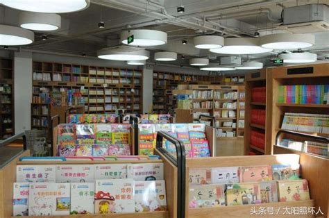 一個書店溫暖一座城，但你多久沒進新華書店了？ 每日頭條