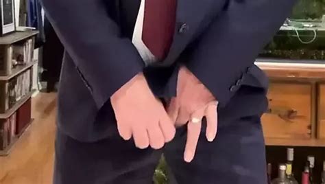 Free Suit Wank Gay Porn Videos XHamster