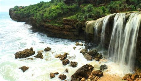 Pantai Dan Air Terjun Ada Di Jogjakarta Belajar Bahasa Online Lokal