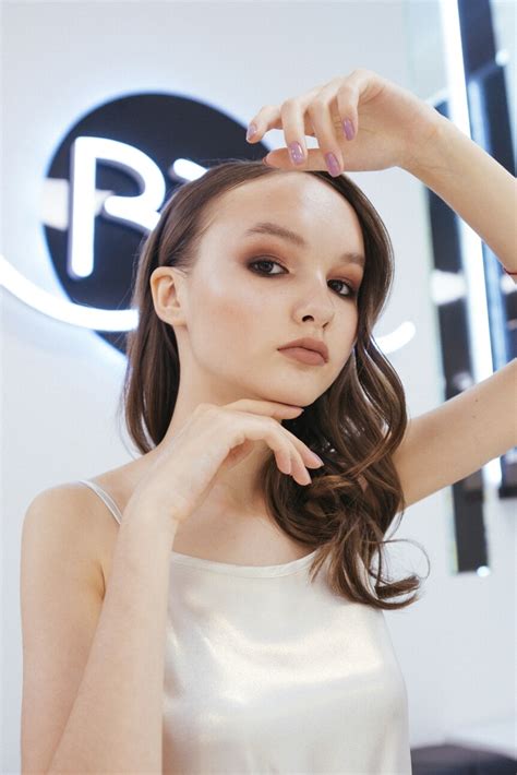 Hot Sexy Arina Danilova Bikini Pics