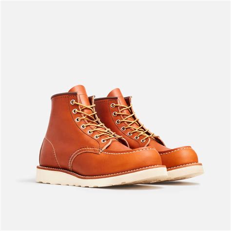 red wing  moc toe boots  bar oro legacy leather red wing shoe