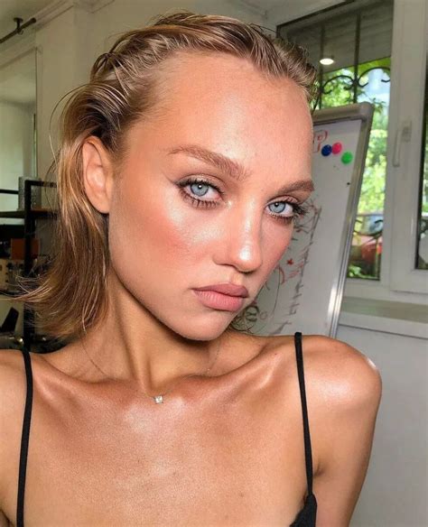 Pretty Face Nudes Smilers NUDE PICS ORG