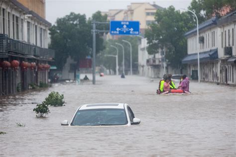 Typhoon In-Fa Hits Shanghai (PHOTOS) | The Weather Channel - Articles