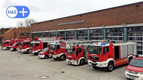 Neustadt Feuerwehr Neustadt Veranstaltet Tag Der Offenen T R