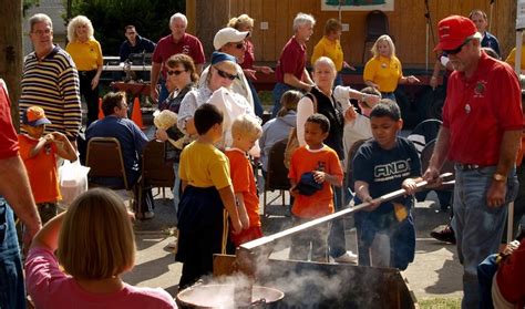 Add These Tennessee Fall Festivals to Your Calendar | Fall festival, Festival, Tennessee