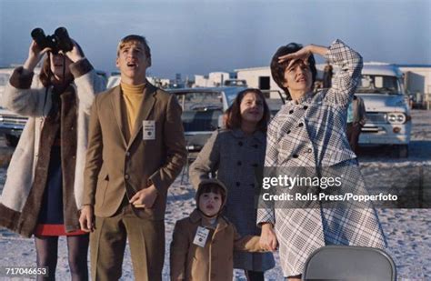 17 Jim Lovell Family Stock Photos, High-Res Pictures, and Images ...