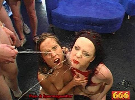 666 Piss Snapshots With Kathy And Annette Schwarz 086 Porn Pic