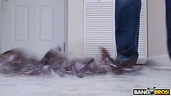 Big Ass Realtor Fucked By Tenant XNXX