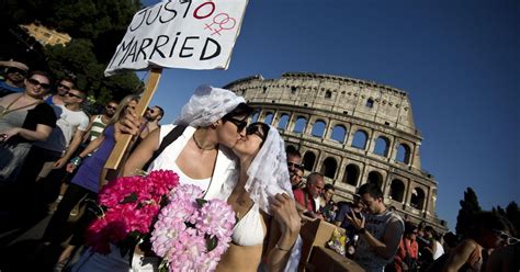 Italy Needs Better Lgbt Laws Rights Group Says Politico