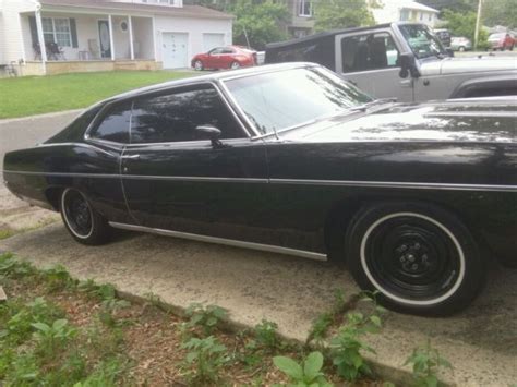 Classic Black Muscle Car Galaxie Coupe Windsor V