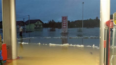 Nove poplave u BiH Najteže u zapadnoj Bosni VIDEO RIMETEO Portal