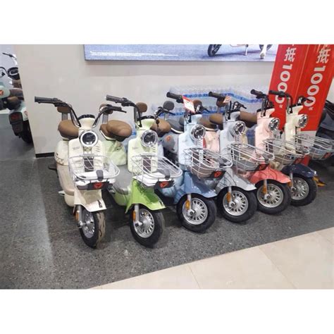 Xe điện hot hit sẵn kem Shopee Việt Nam