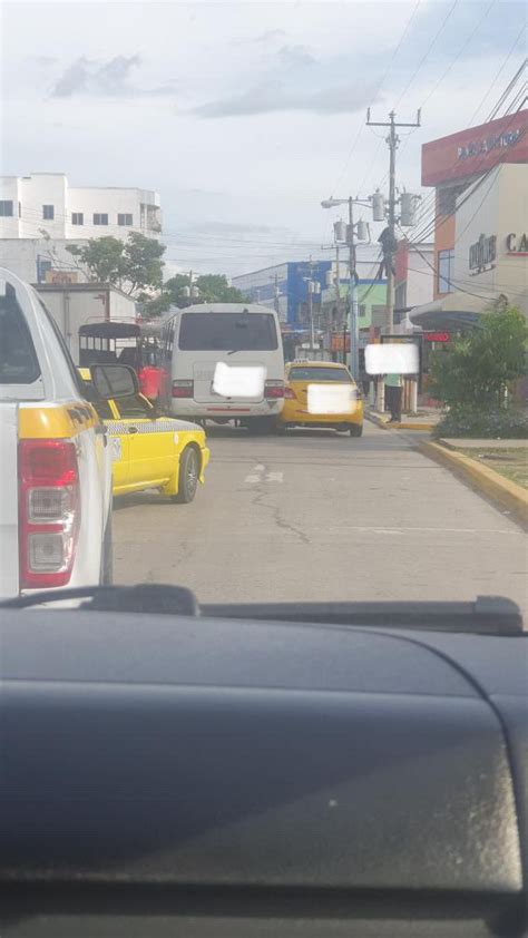 Tr Fico Panam On Twitter Colisi N En Avenida Juan Dem Stenes