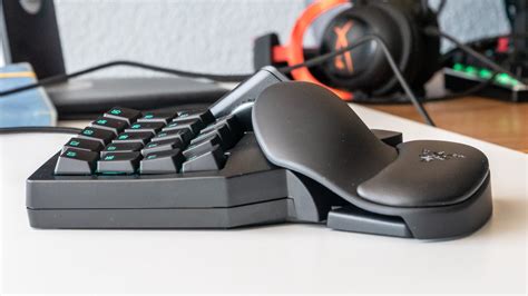 Razer Tartarus Pro: keypad ergonómico con switches óptico-analógicos