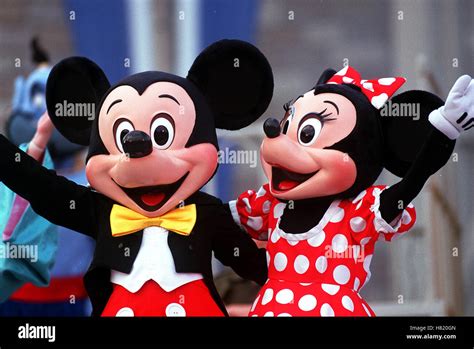 Minnie Mouse And Mickey Mouse Immagini E Fotografie Stock Ad Alta