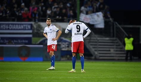 2 Bundesliga Hsv Verspielt In Überzahl 10 Gegen Düsseldorf Mopo