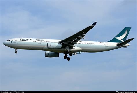 B Lak Cathay Pacific Airbus A Photo By Prompong J Id