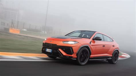 The dynamic launch of the Urus Performante - LamboCars