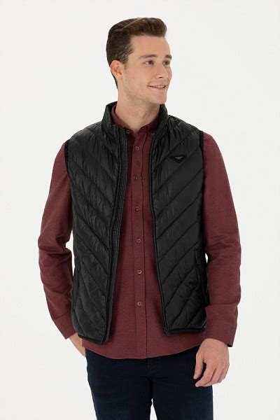 Мужские жилеты U.S. Polo Assn. купить в интернет-магазине AR Fashion