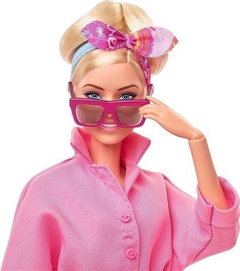 Коллекционная Кукла Барби Марго Робби в розовом комбинезоне - Barbie ...