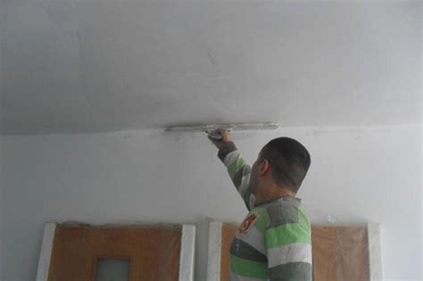 Шпаклевка потолка под покраску цена за м2 в Москве