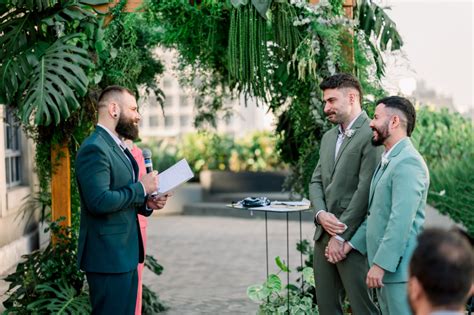 71 impresionantes fotografías de una boda gay poliamorosa en Brasil