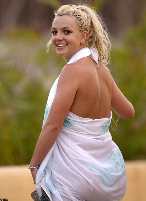 Britney S Bikini Shows A Very Cheeky Side Daily Mail Online