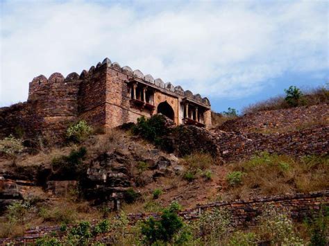 Raisen Fort Bhopal From The Early Medieval Period Blissful Geeta