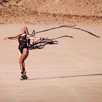 Hot Latin Songs Music In Spanish Billboard