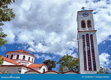 Torre Da Igreja Ortodoxa Na Ilha Da Creta Imagem De Stock Imagem De