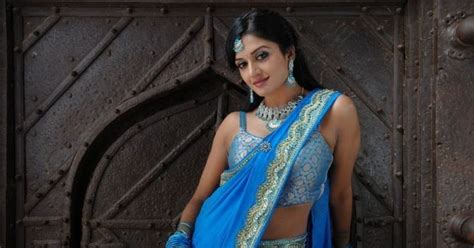 Bollywood South Indian Actresses In Saree Hot Random South Indian Actress Indian Actresses
