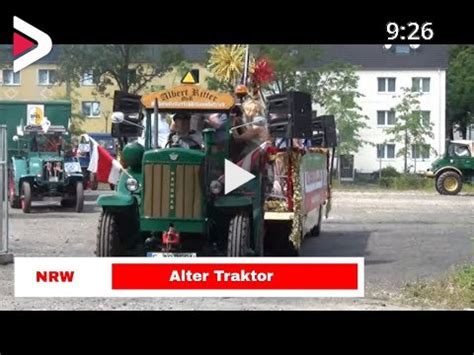 Alter Traktor Parade Traktor Parade zur Cranger Kirmes دیدئو dideo