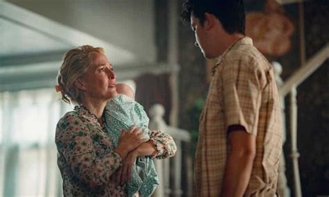 Review Sex Education Series Kind Comedy Most Mature And Progressive Yet MiNDFOOD