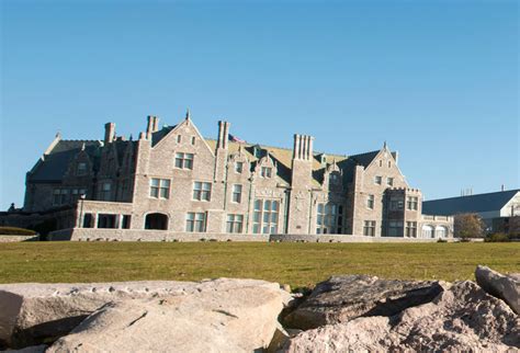 southeastern ct lawmakers urge uconn  invest  avery point