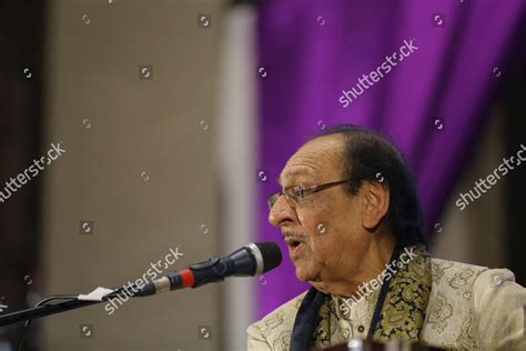 legendary pakistani ghazal singer ghulam ali photo editoriale de
