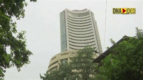 Sensex Surges Over 1 150 Points As Hdfc Hdfc Bank Announce Merger