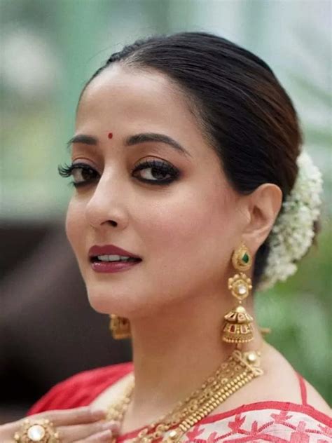 Raima Sen Epitome Of Grace In Traditional Sarees Times Of India