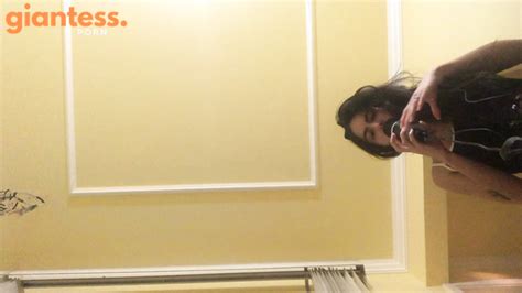 ASMR UMA GIGANTE TE ENCONTROU PARTE Giantess Porn