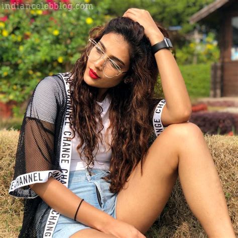 Aakanksha Singh Hot Pics CTS Indiancelebblog