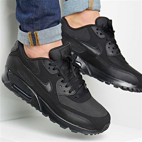 Nike Baskets Air Max 90 Essential 537384 090 Black