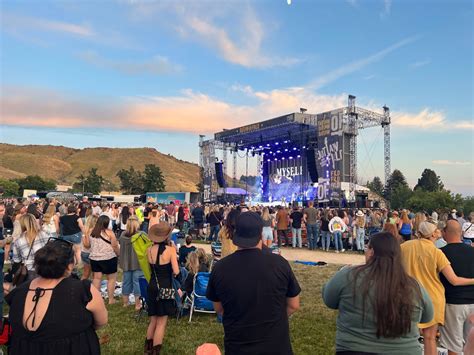 Your Guide to Outdoor Summer Concerts - Lysi Bishop - Lysi Bishop R...