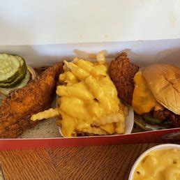 DAVES HOT CHICKEN Updated September Photos Reviews E Brokaw Rd San