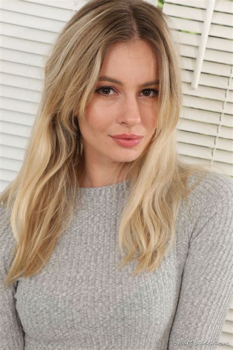 Slender Blonde Colleague Pippa Doll Showing Her Amazing Small Tits 12 Photos