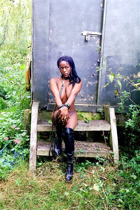 Afro Amateurs Public Nudity And Ebony Flashing Porn Pictures XXX Photos Sex Images 3107959