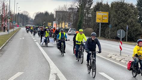 Radfahrer Radeln F R Ersten Radschnellweg Friedrichshafen Baindt Swr