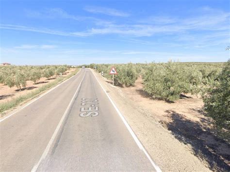 Cuatro menores heridos leves al volcar un autobús escolar cerca de