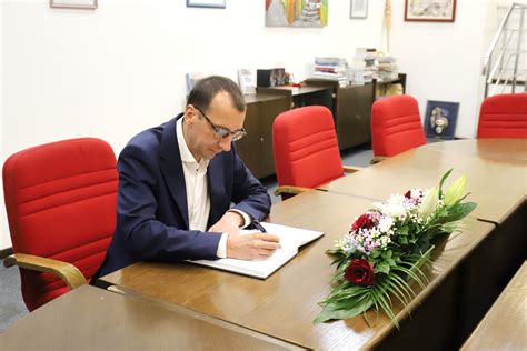 Izrazi Sućuti Riječkog Gradonačelnika Grad Rijeka